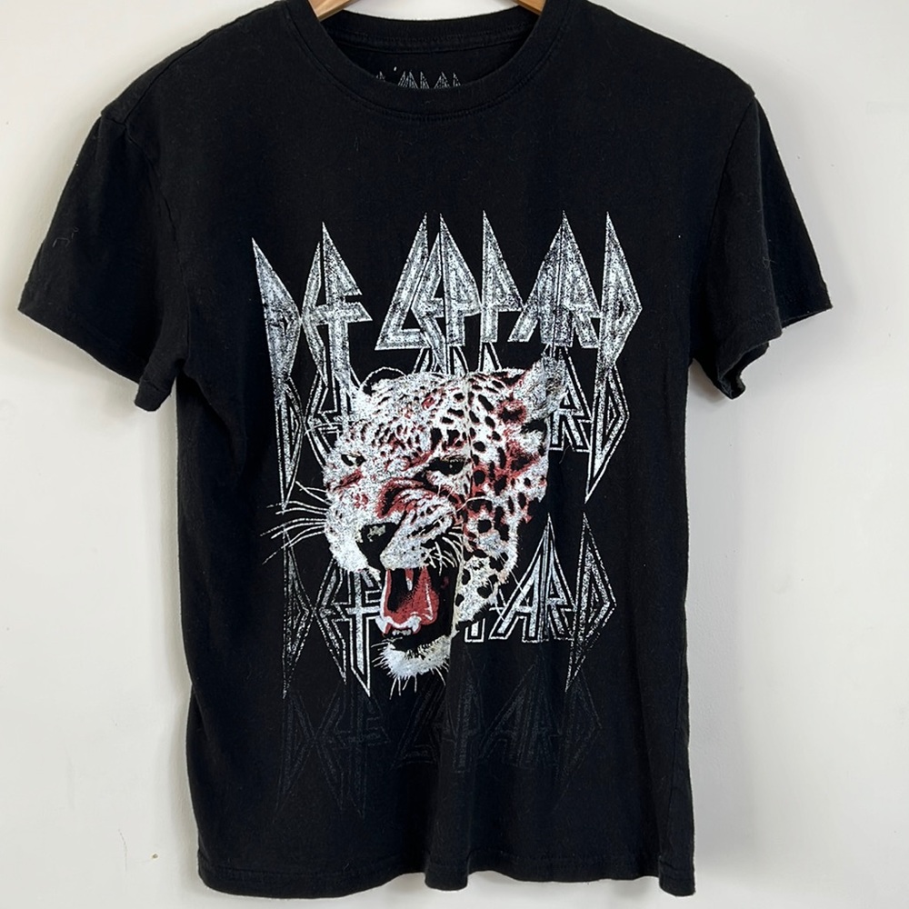 Def Leppard tee size M